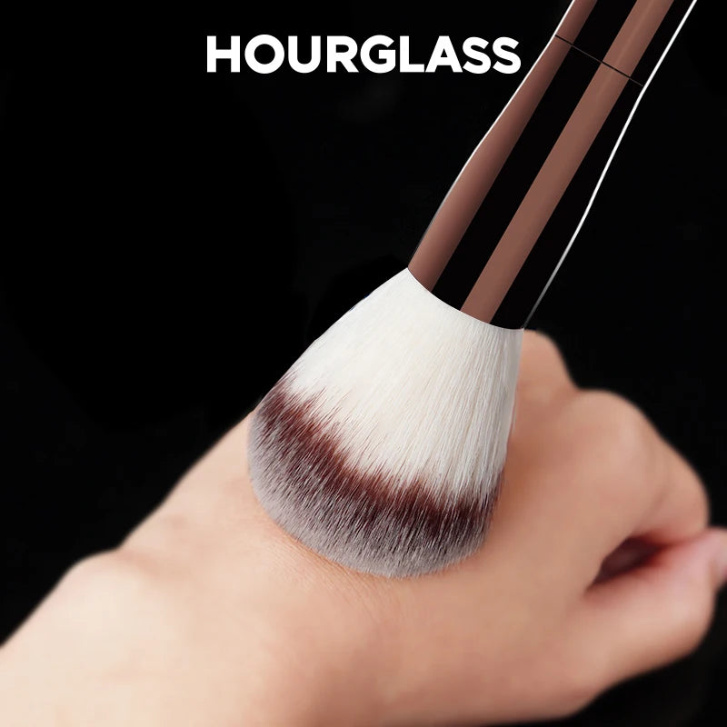 Hourglass Makeup Brush- No.1 Round Head Powder Brush Soft and Skin-friendly Fiber Hair Fashion Design Single Face Brush