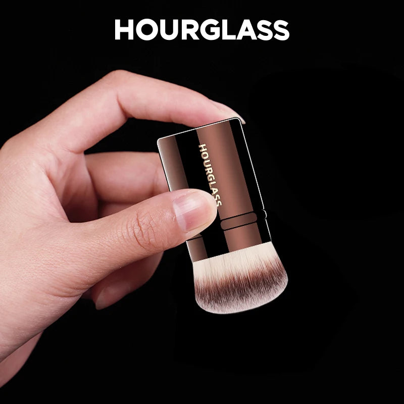 Hourglass Makeup Brush- No.22 Retractable Blush Brush Soft and Skin-friendly Fiber Hair Fashion Design Single Face Brush