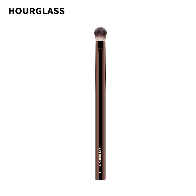 Hourglass Makeup Brush -No.3 All Over Shadow Brush Soft and Skin-friendly Fiber Hair Fashion Design Single Eye Brush