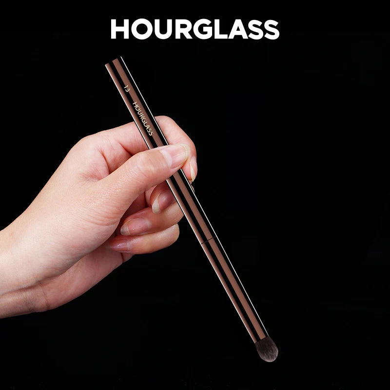 Hourglass Makeup Brush- No.13 Precision Smudge Brush Soft and Skin-friendly Fiber Hair Fashion Design Single Eye Brush